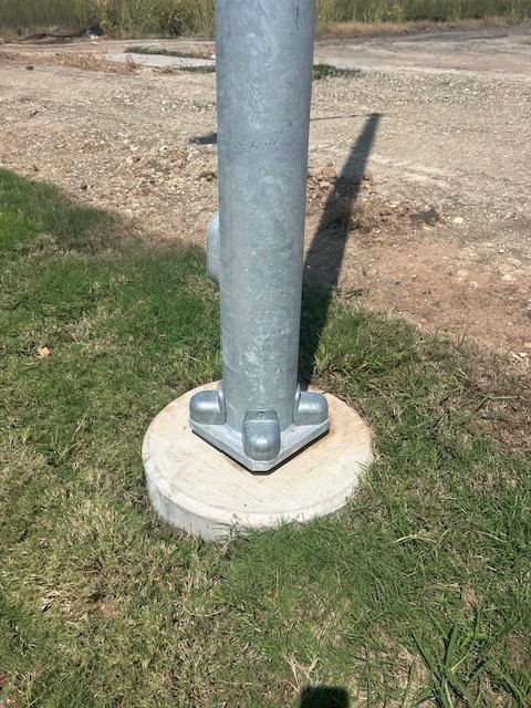 pole base 3